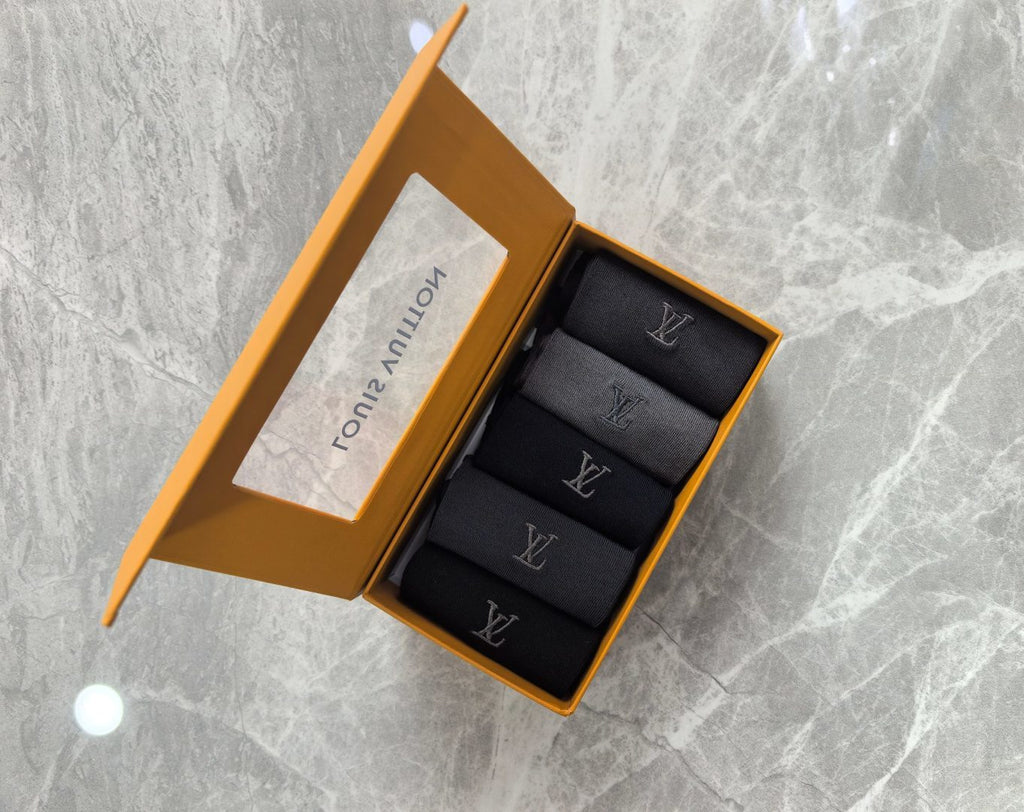 Louis Vuitton Cashmere Blend Crew Socks – 5-Pair Set #001