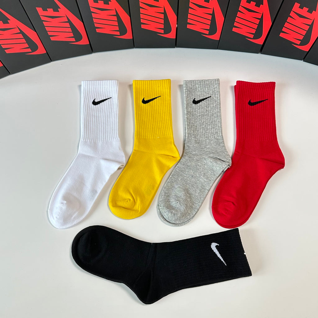 Nike Comfort Crew Socks – 5-Pair Set #002
