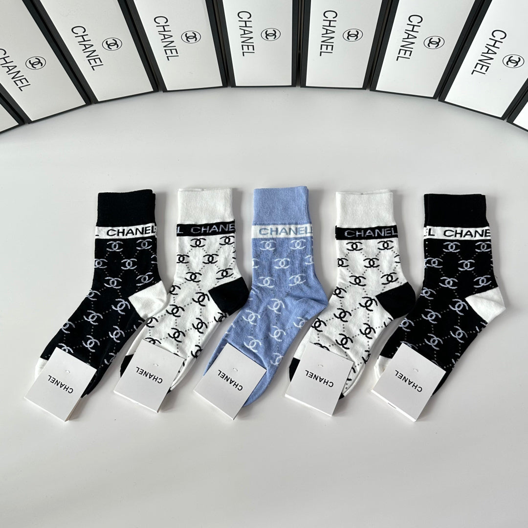 Chanel Comfort Crew Socks – 5-Pair Set #001
