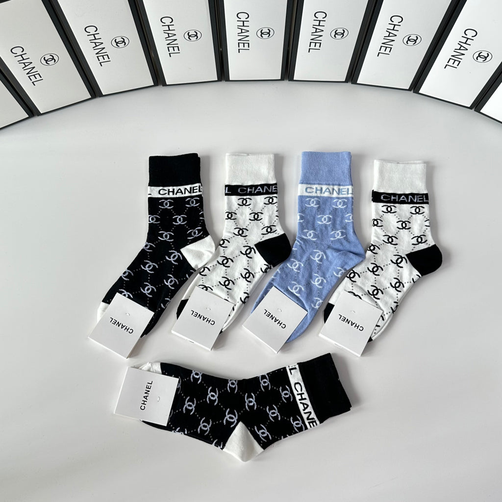 Chanel Comfort Crew Socks – 5-Pair Set #001