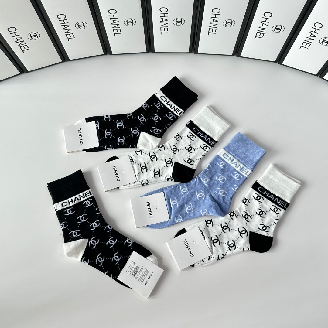Chanel Comfort Crew Socks – 5-Pair Set #001