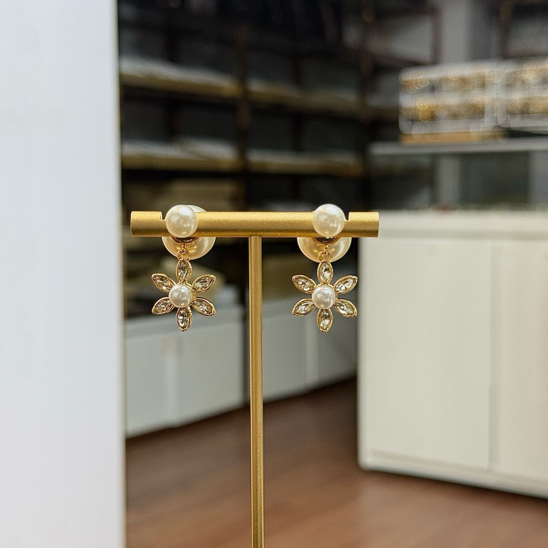 DIOR Pearl Earrings