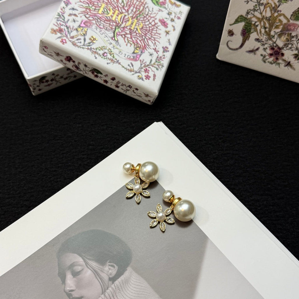 DIOR Pearl Earrings