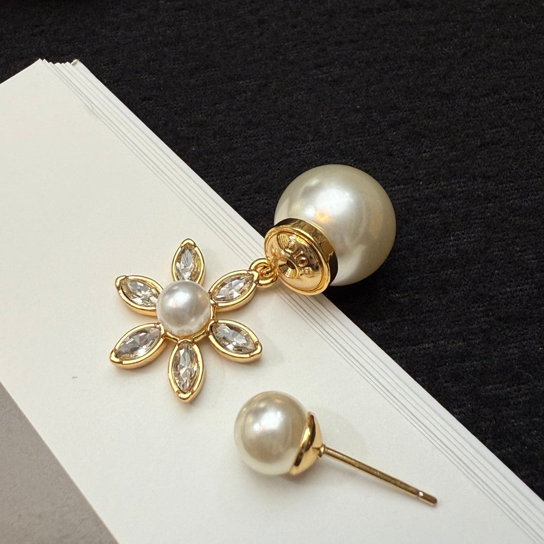 DIOR Pearl Earrings