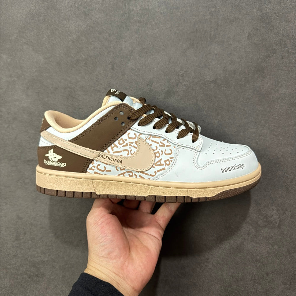 Balenciaga 本地 310 支持放店 定制版 Balenciaga x Nike Dunk SB Low 巴黎世家 x 耐克 SB 低帮 蓝粉棕 鞋身整体 Sneaker #01 - Color 02 - Image 1