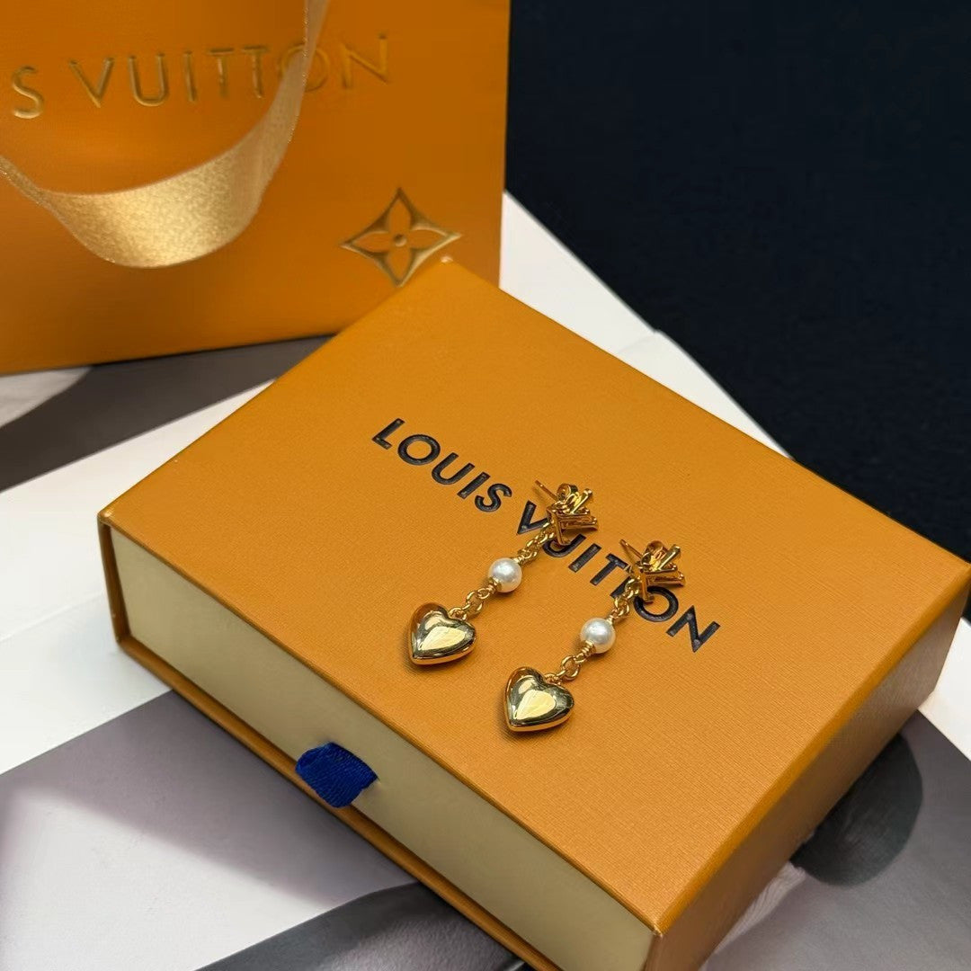 LOUIS VUITTON Earrings