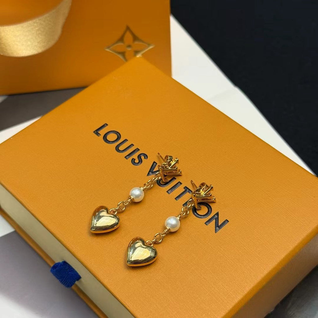 LOUIS VUITTON Earrings