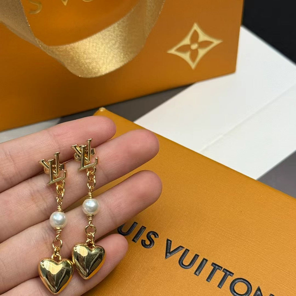 LOUIS VUITTON Earrings