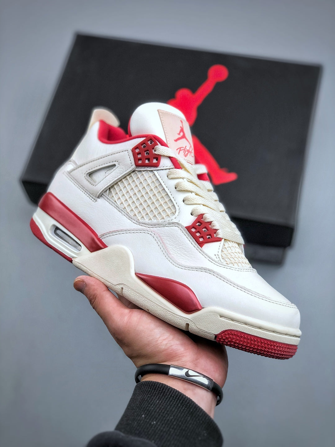 Nike Air Jordan 4 Retro - Image 1