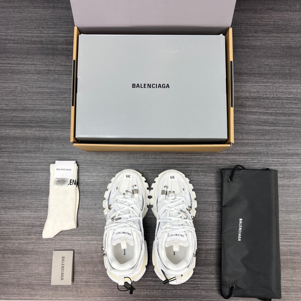 Balenciaga 490 纯原版本 无美人尖 市场天花板 巴黎世家3.0 铆钉配饰款！ 三代户外概念鞋 Balenciaga Sneaker Tess s.G Sneaker #01 - Color 01 - Image 5