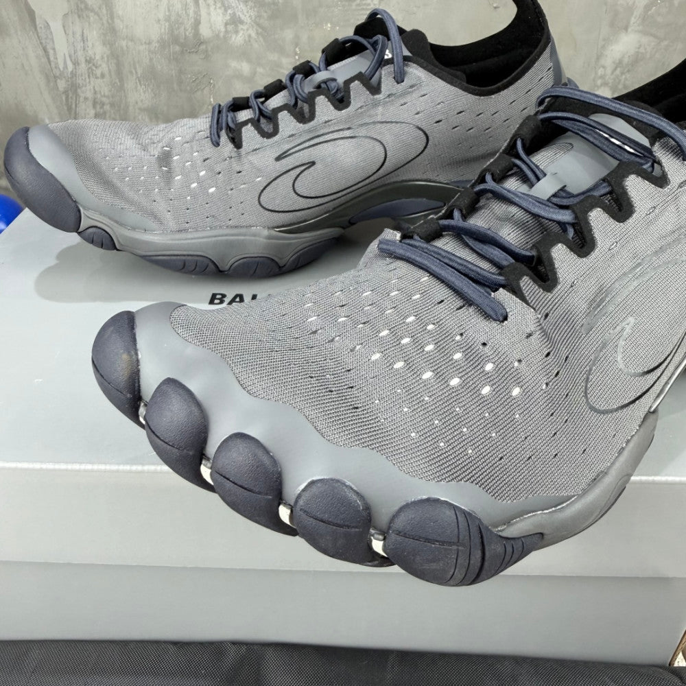 Balenciaga Anatomic Runner Sneaker #01 - Color 01 - Image 6