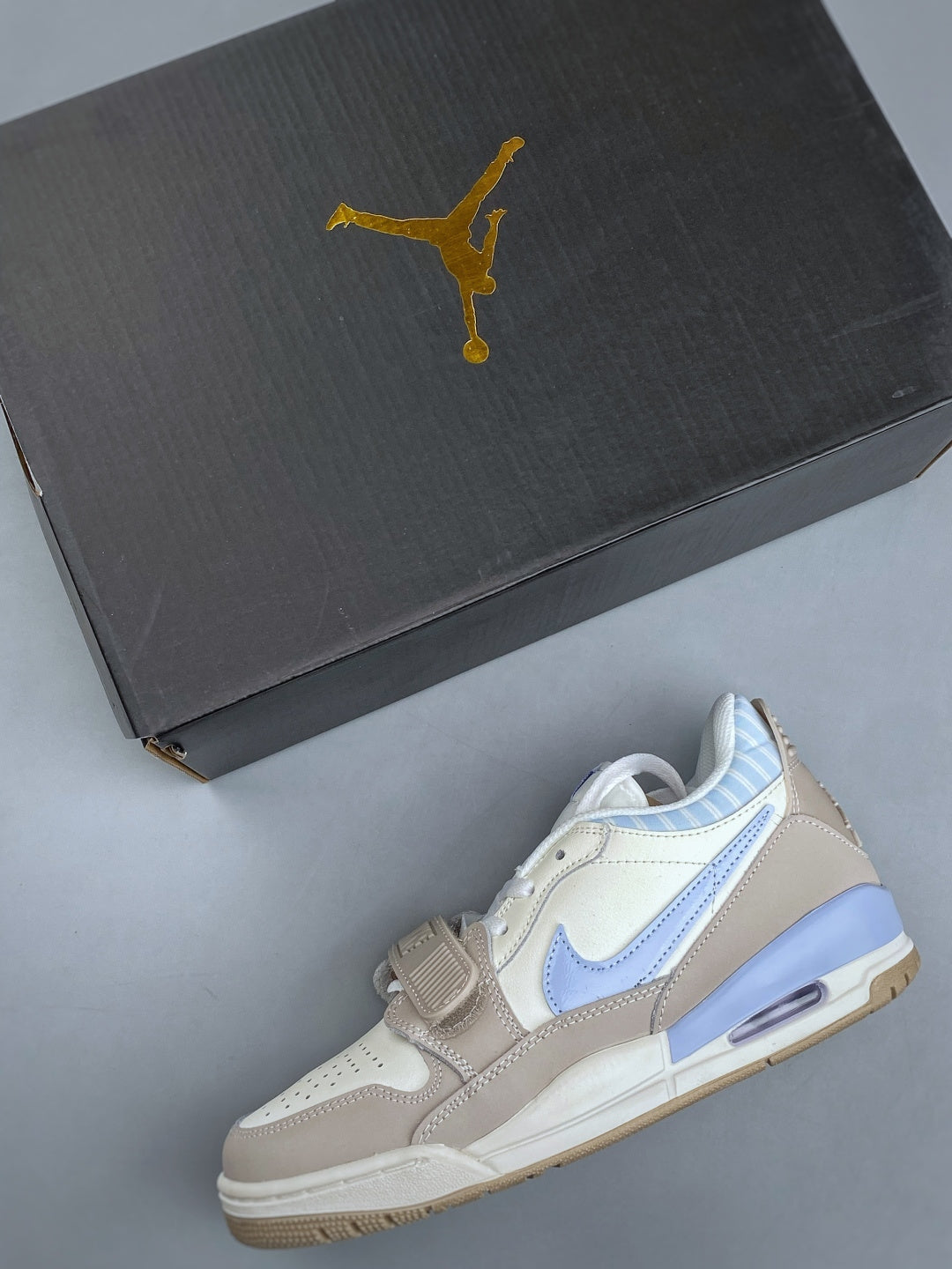 Nike Air Jordan Legacy 312 Low - Image 3