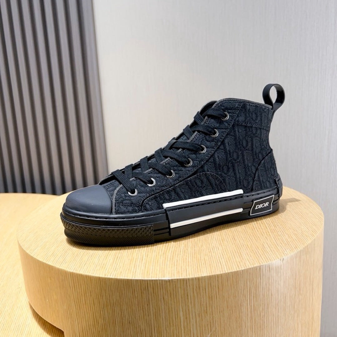 Dior DIOR Sneakers #427