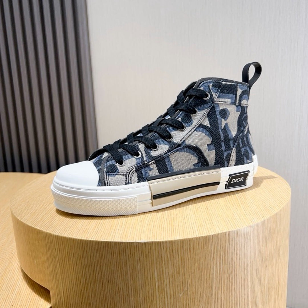 Dior DIOR Sneakers #427