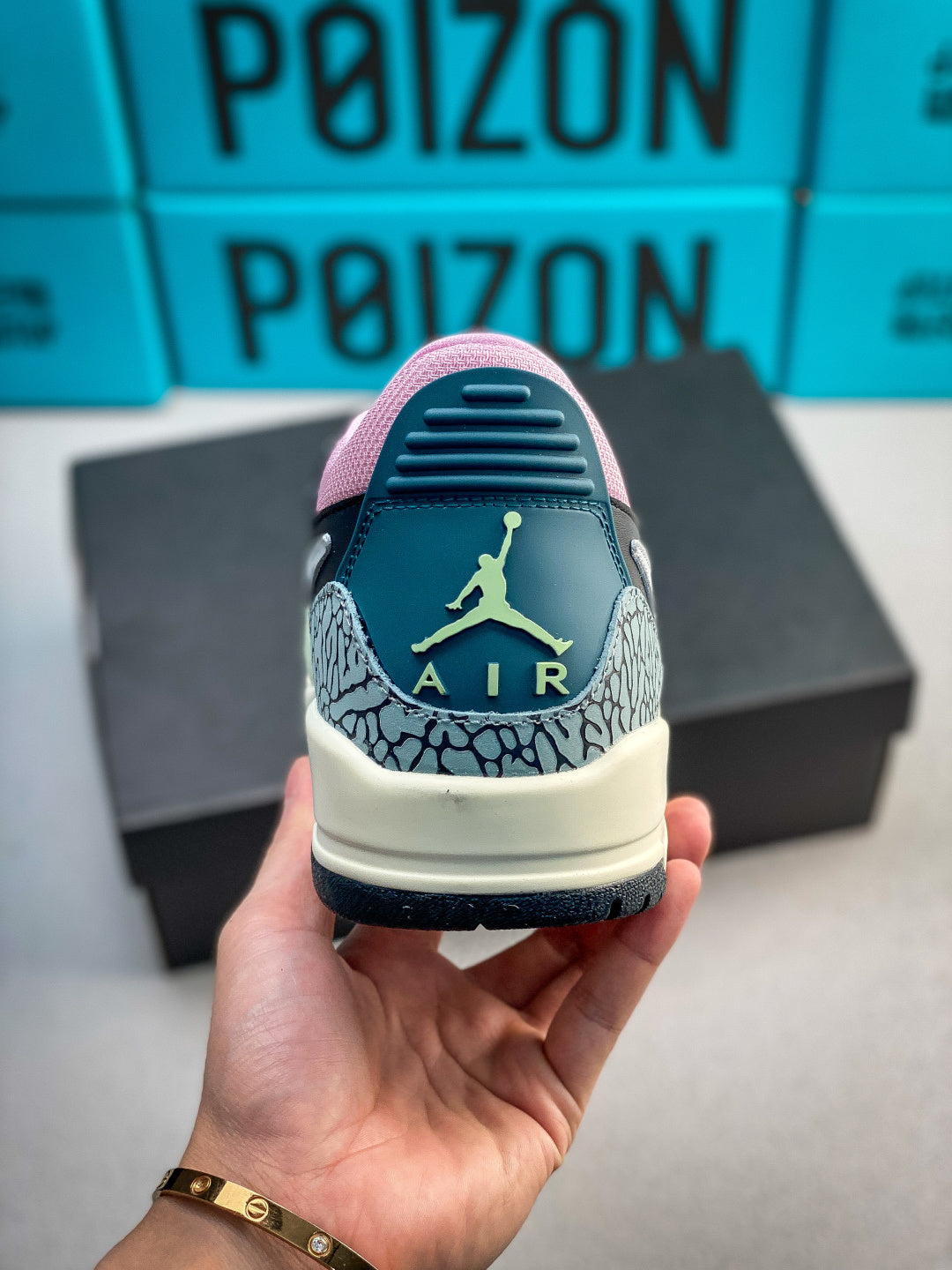 Nike Air Jordan Legacy AJ312 Low - Image 5