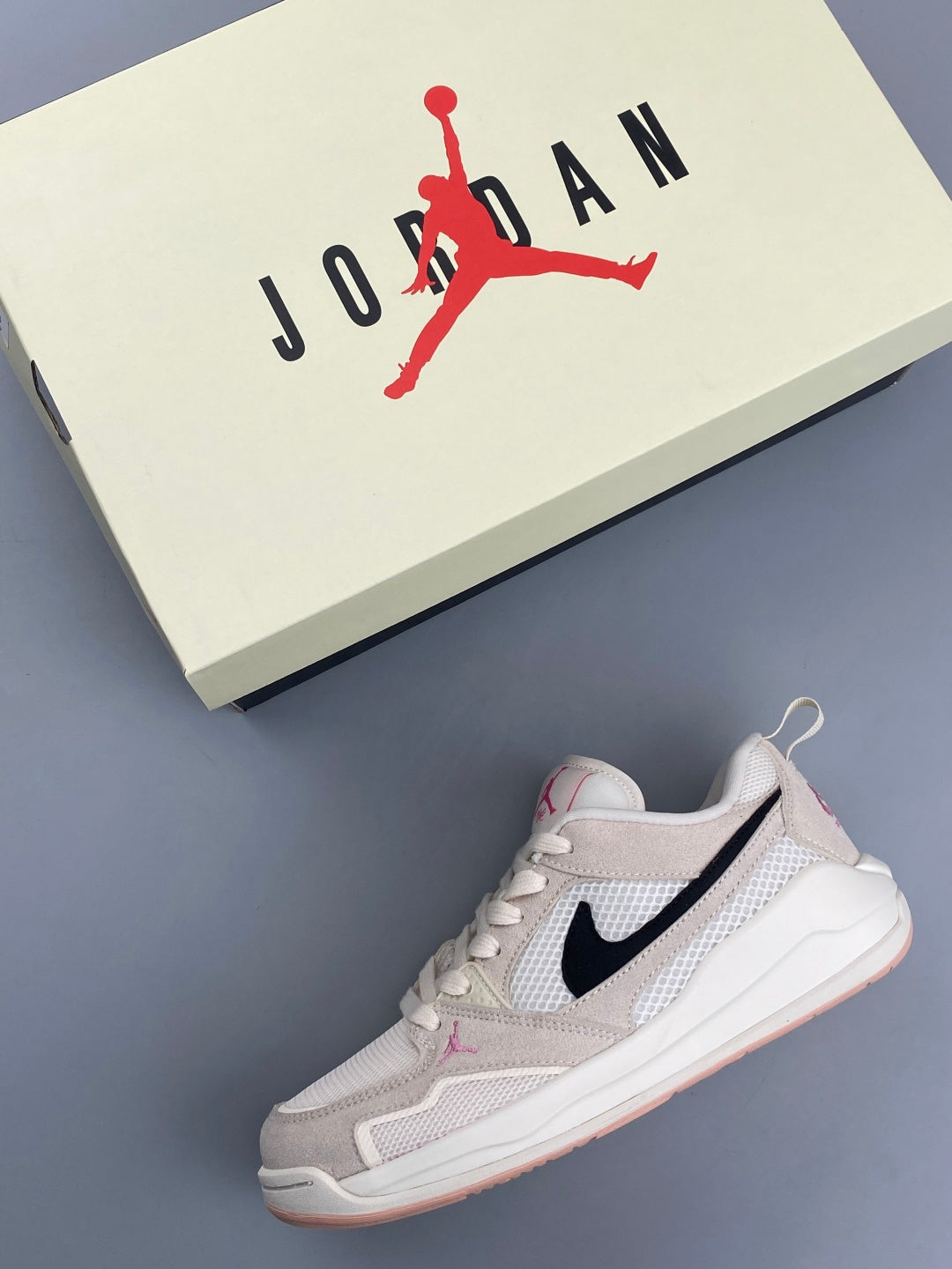 Nike Air Jordan Sneakers - Image 3