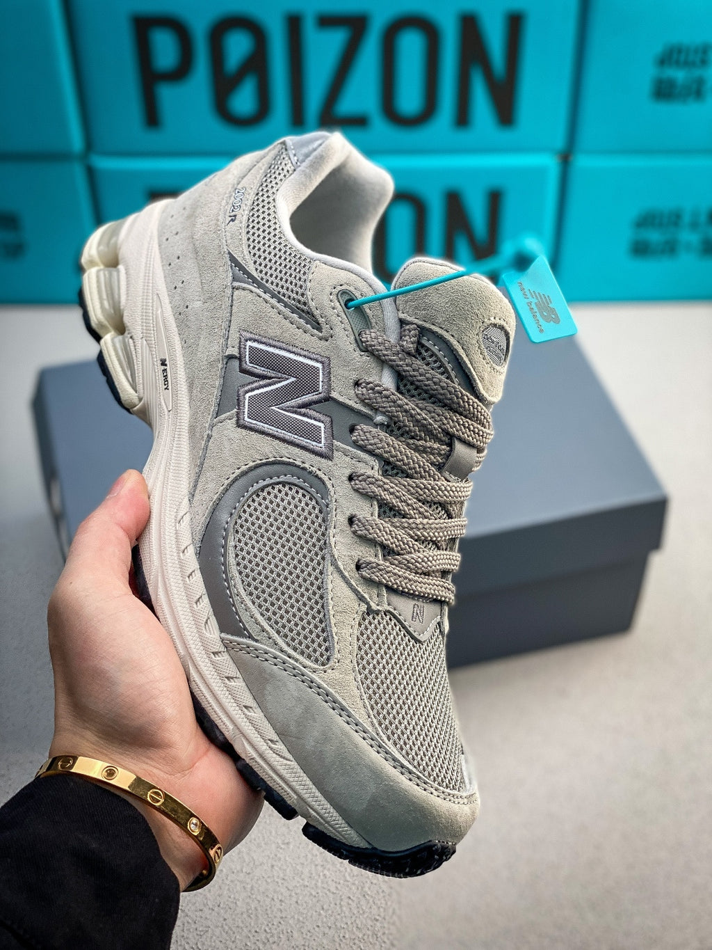 New Balance 220 2002 - Image 2