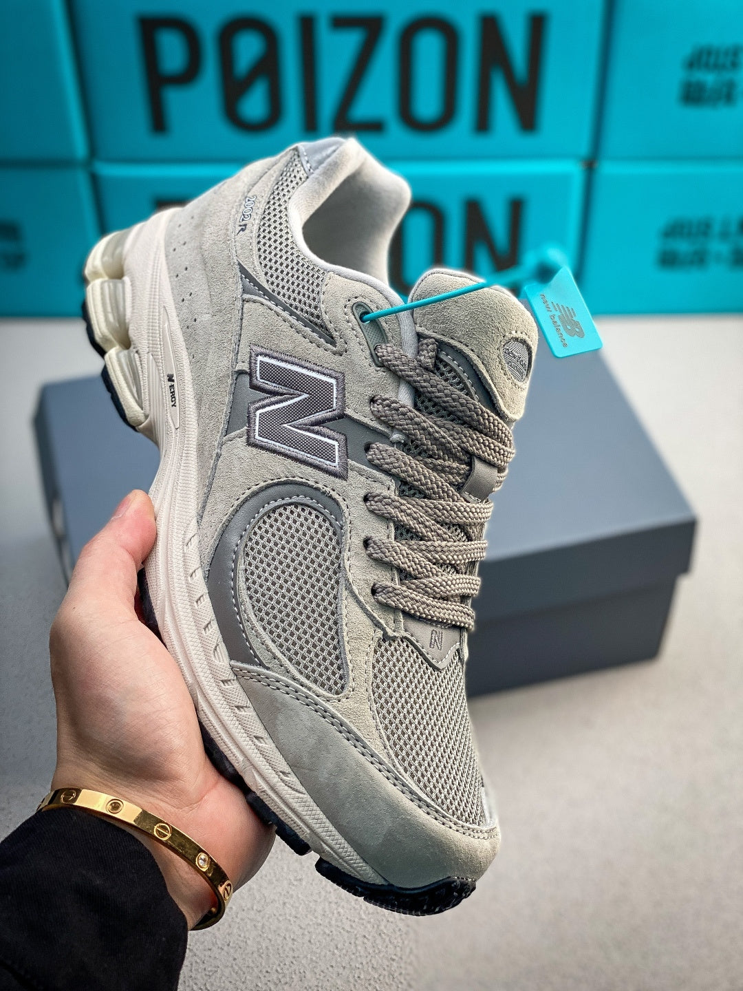 New Balance 220 2002 - Image 2