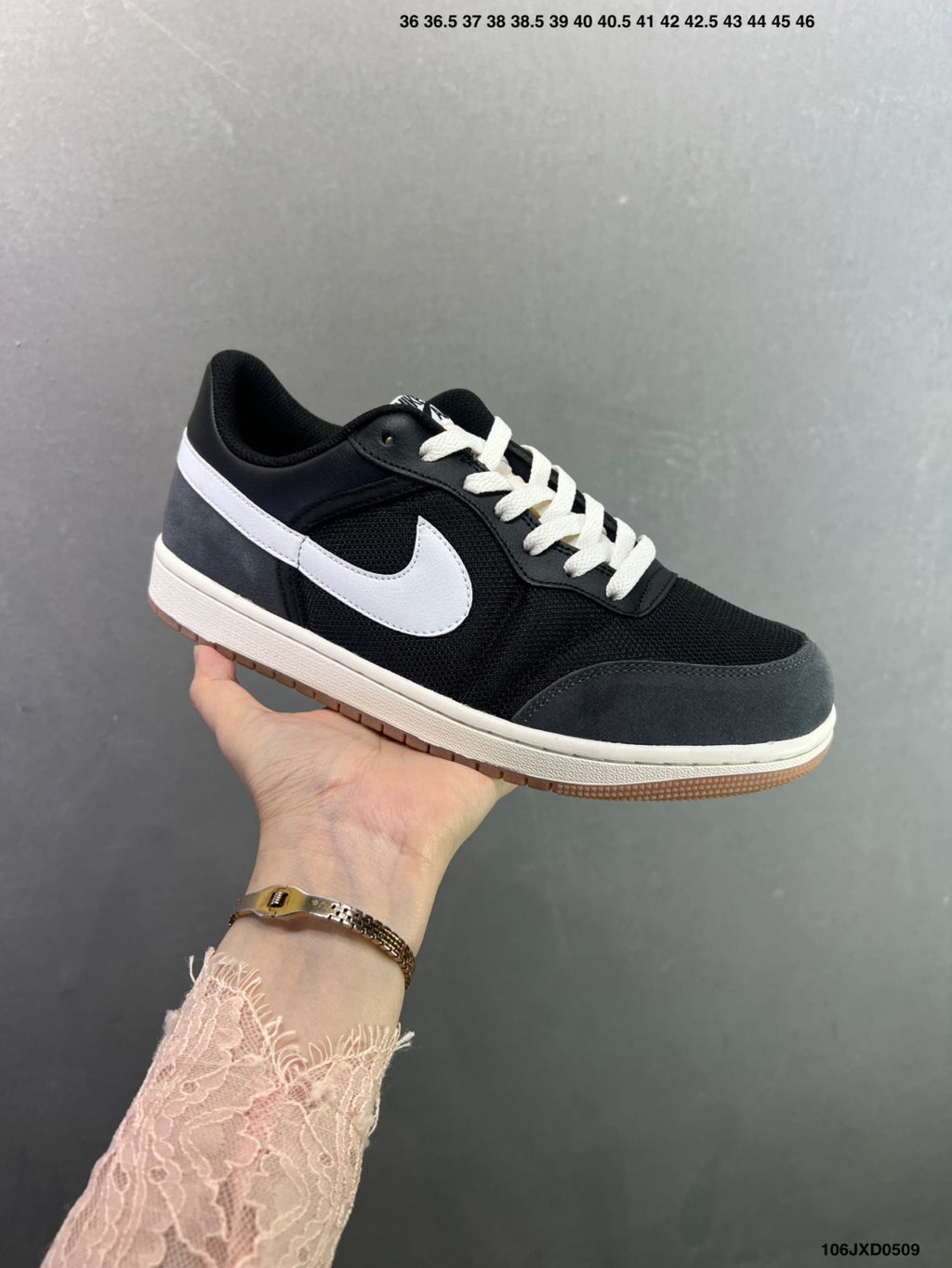 Nike Air Jordan 1 Low - Image 2