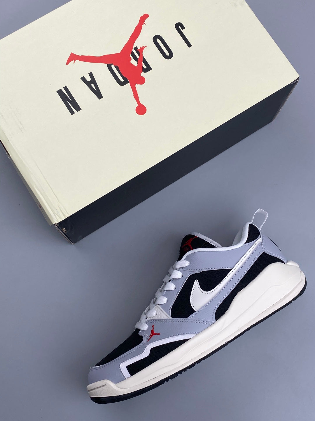Nike Air Jordan Sneakers - Image 3