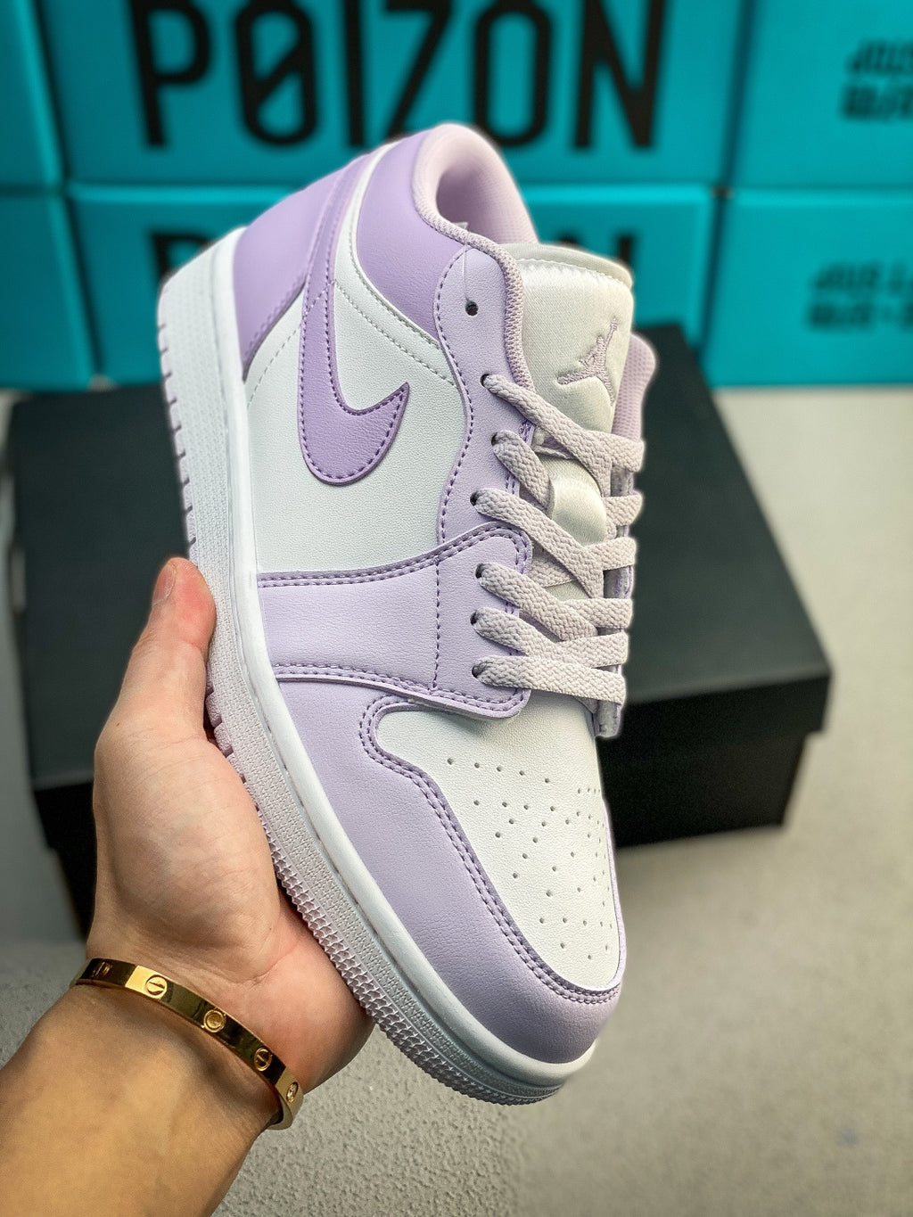 Nike Air Jordan 1 Low - Image 2