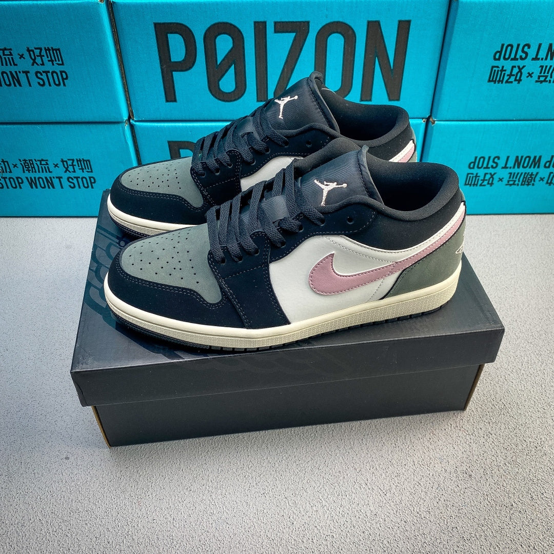 Nike Air Jordan 1 Low - Image 1