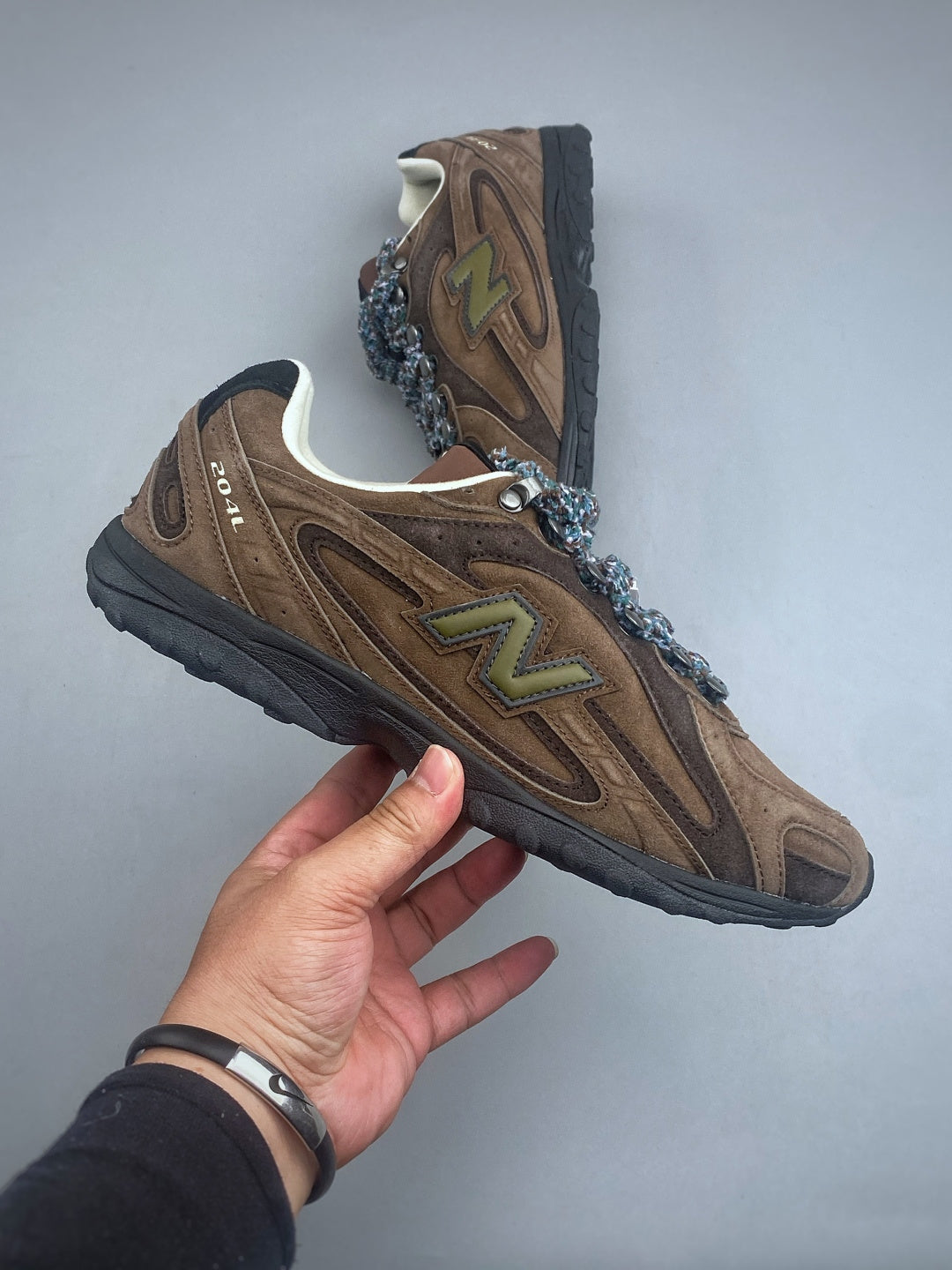 New Balance 240 E - Image 4