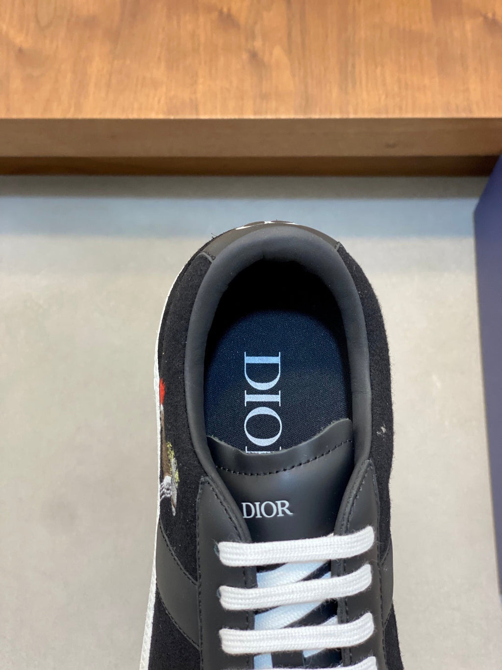 Dior DIOR Sneakers #394