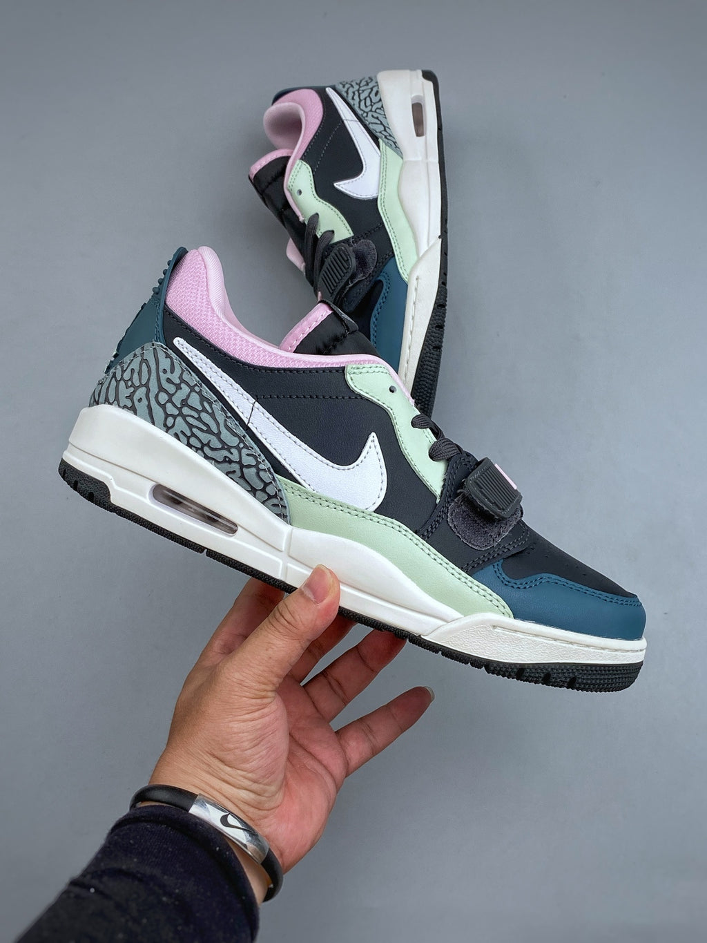 Nike Air Jordan Legacy 312 Low - Image 4