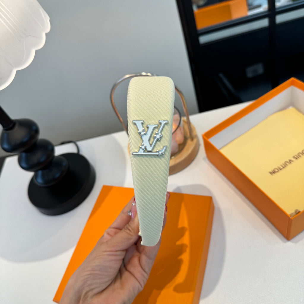 LOUIS VUITTON Headband