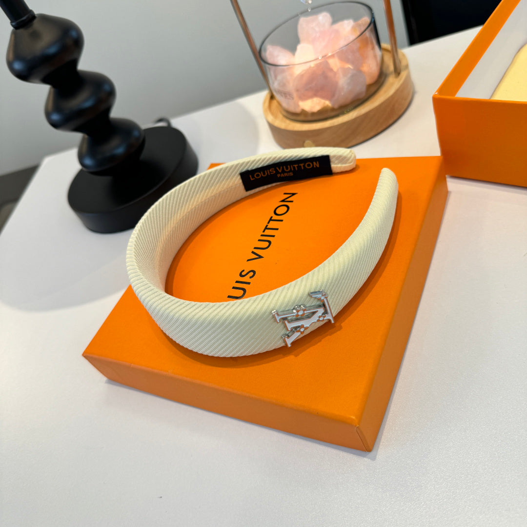 LOUIS VUITTON Headband