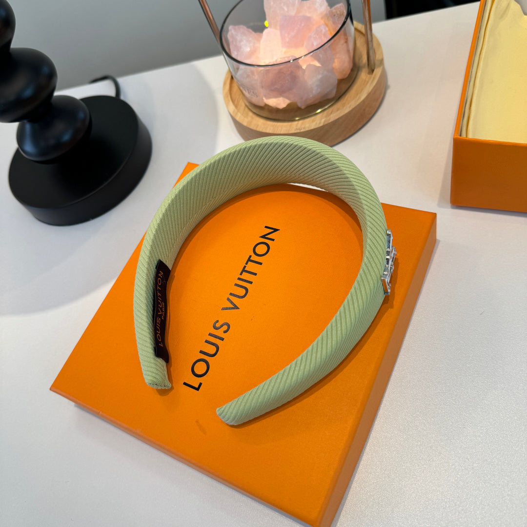 LOUIS VUITTON Headband