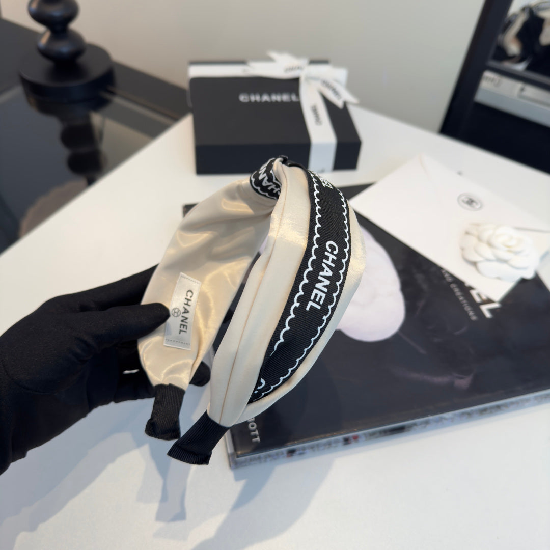 CHANEL Headband