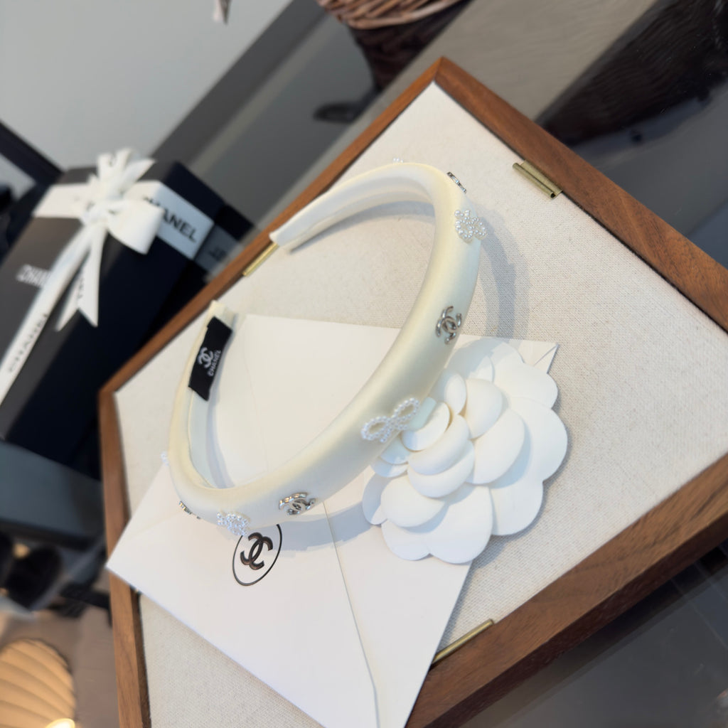 CHANEL Headband