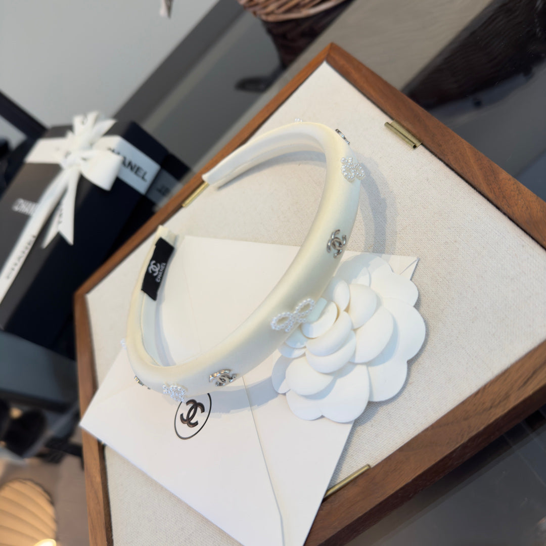 CHANEL Headband