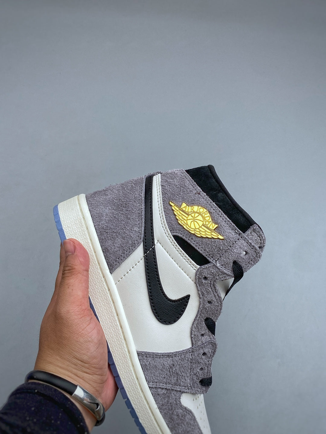 Nike Air Jordan 1 Retro High  OG - Image 6