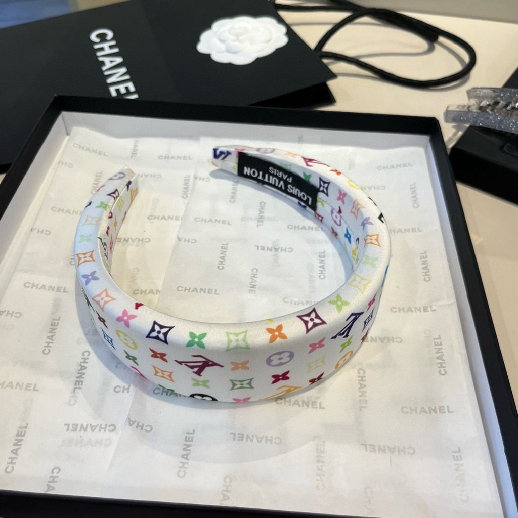 LOUIS VUITTON Headband