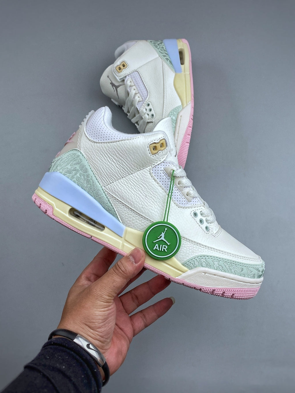 Nike Air Jordan 3 - Image 4
