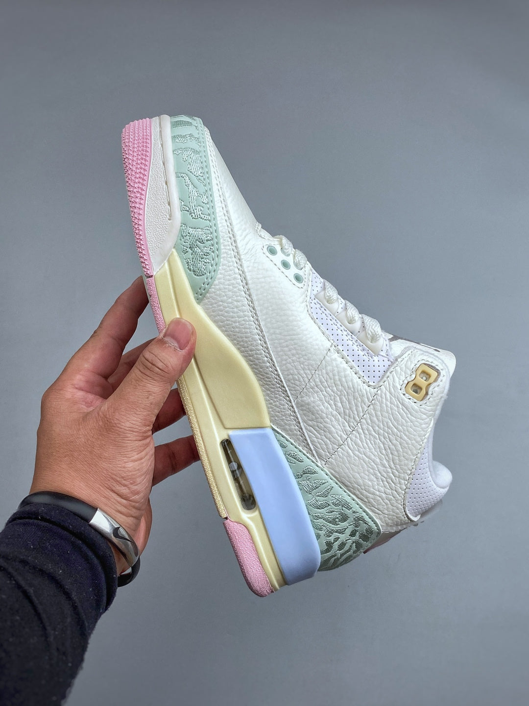 Nike Air Jordan 3 - Image 2
