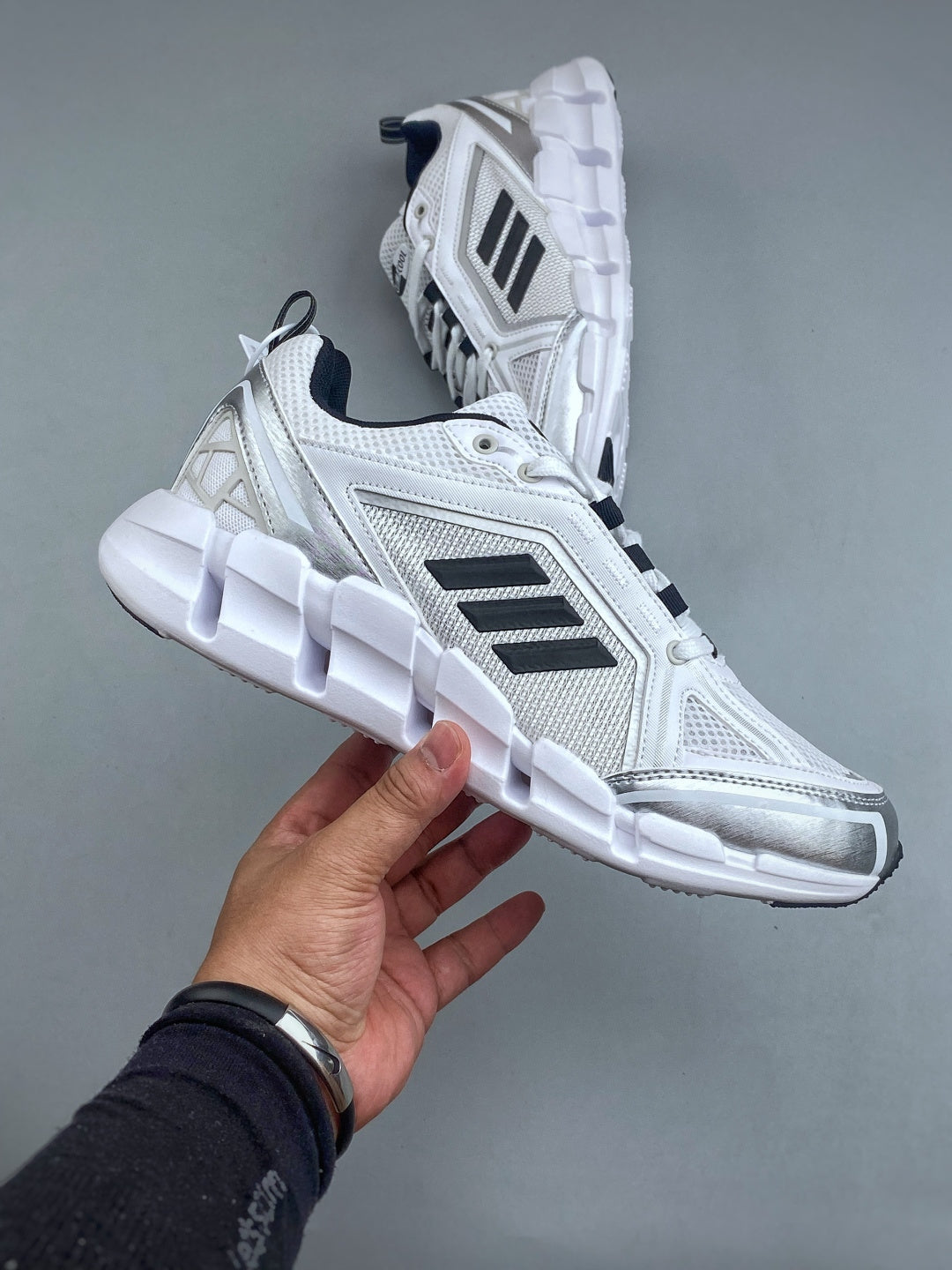 Adidas CLIMACOOL VENTAGE - Image 4