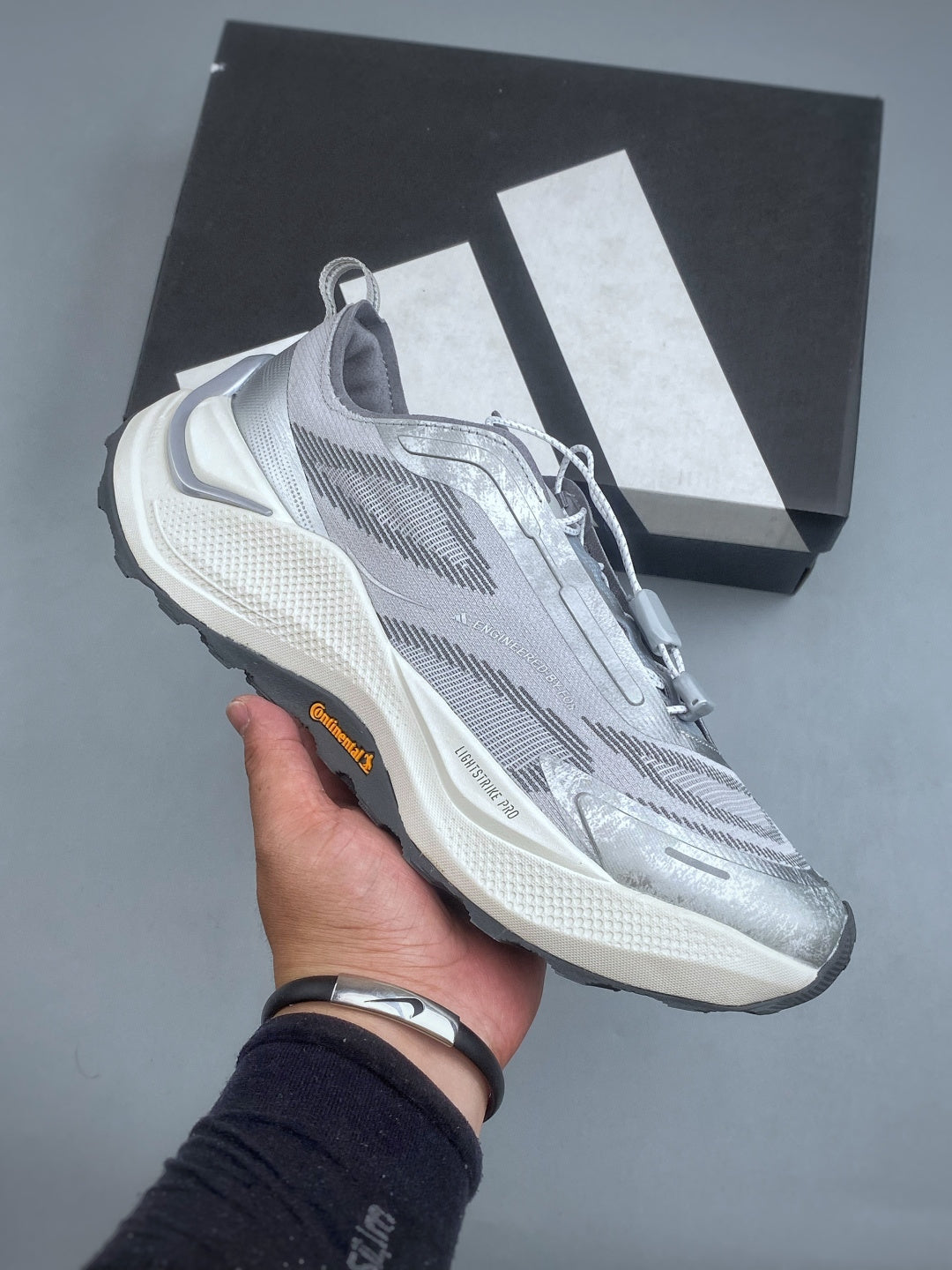Adidas Holo Peak - Image 1