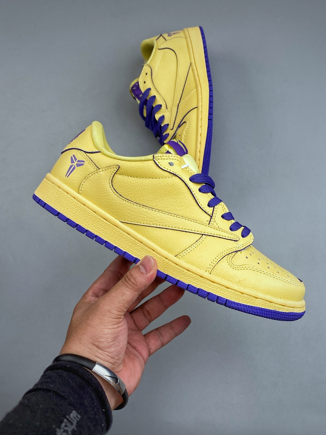 Fragment x Travis Scott x Dior x Nike Air Jordan 1 Low - Image 4