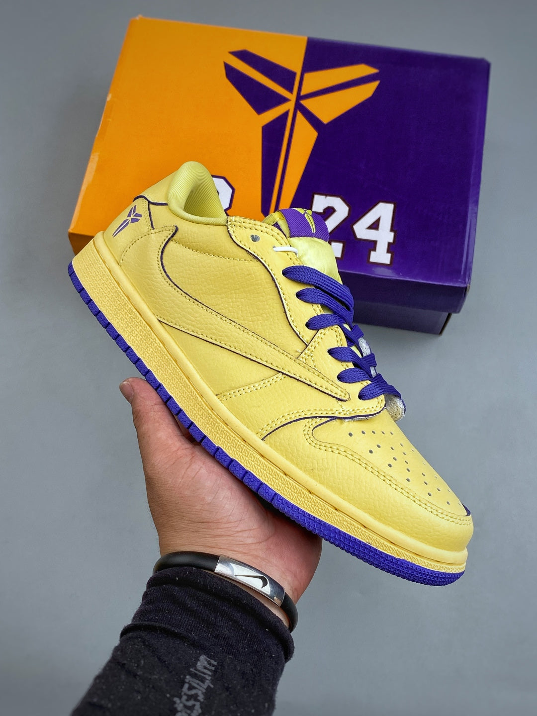 Fragment x Travis Scott x Dior x Nike Air Jordan 1 Low - Image 1