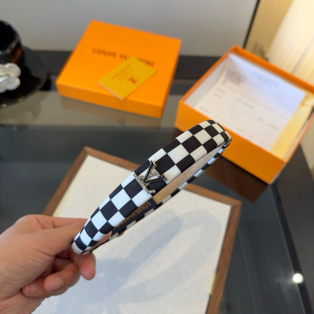 LOUIS VUITTON Headband