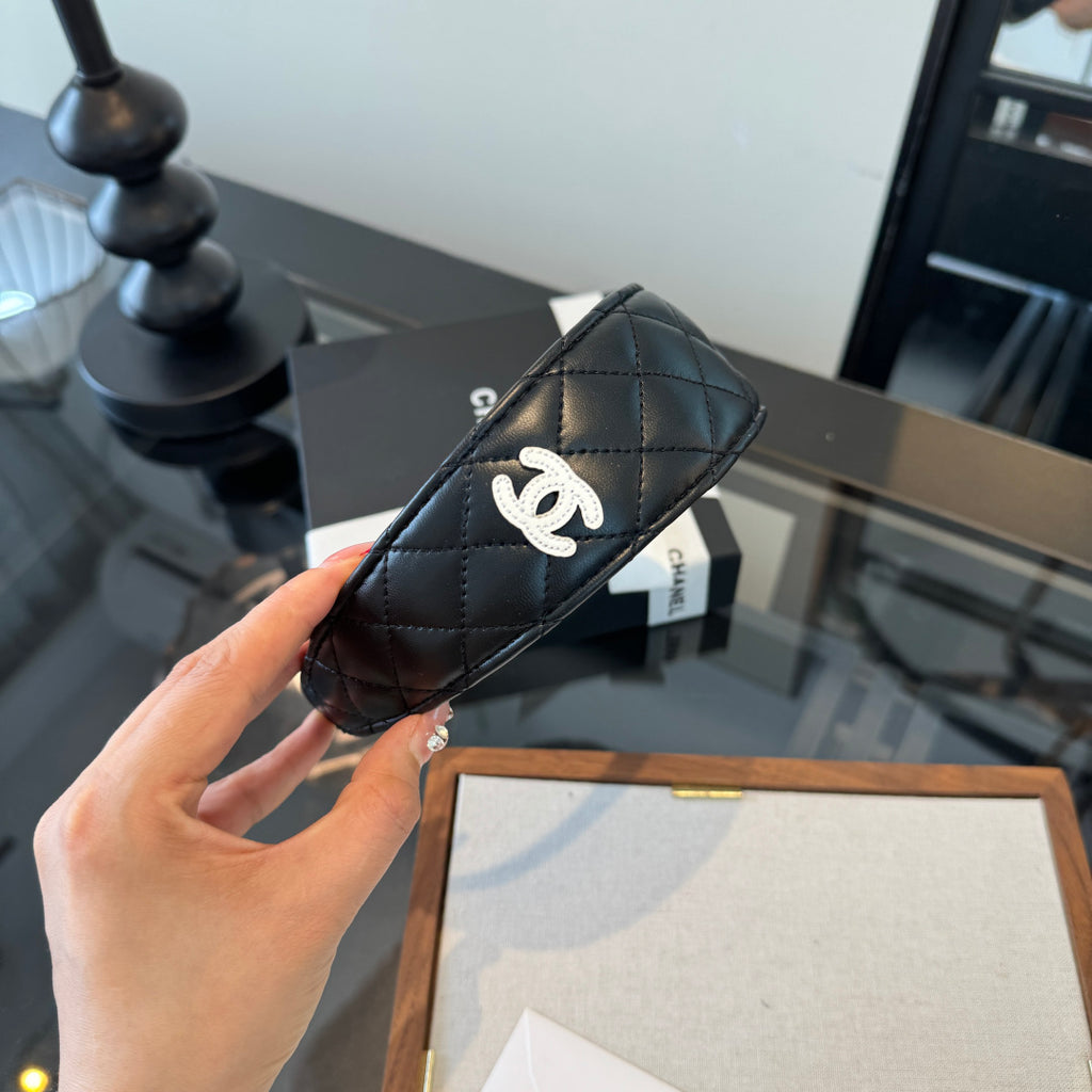 CHANEL Headband