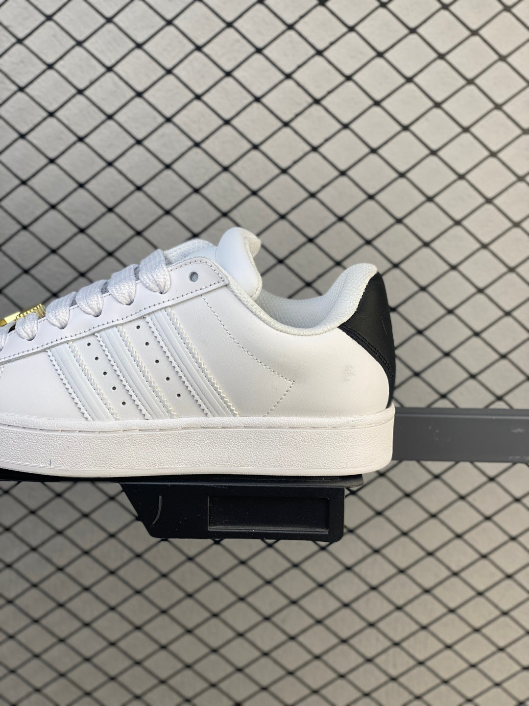 Adidas Originals Superstar XLG - Image 4