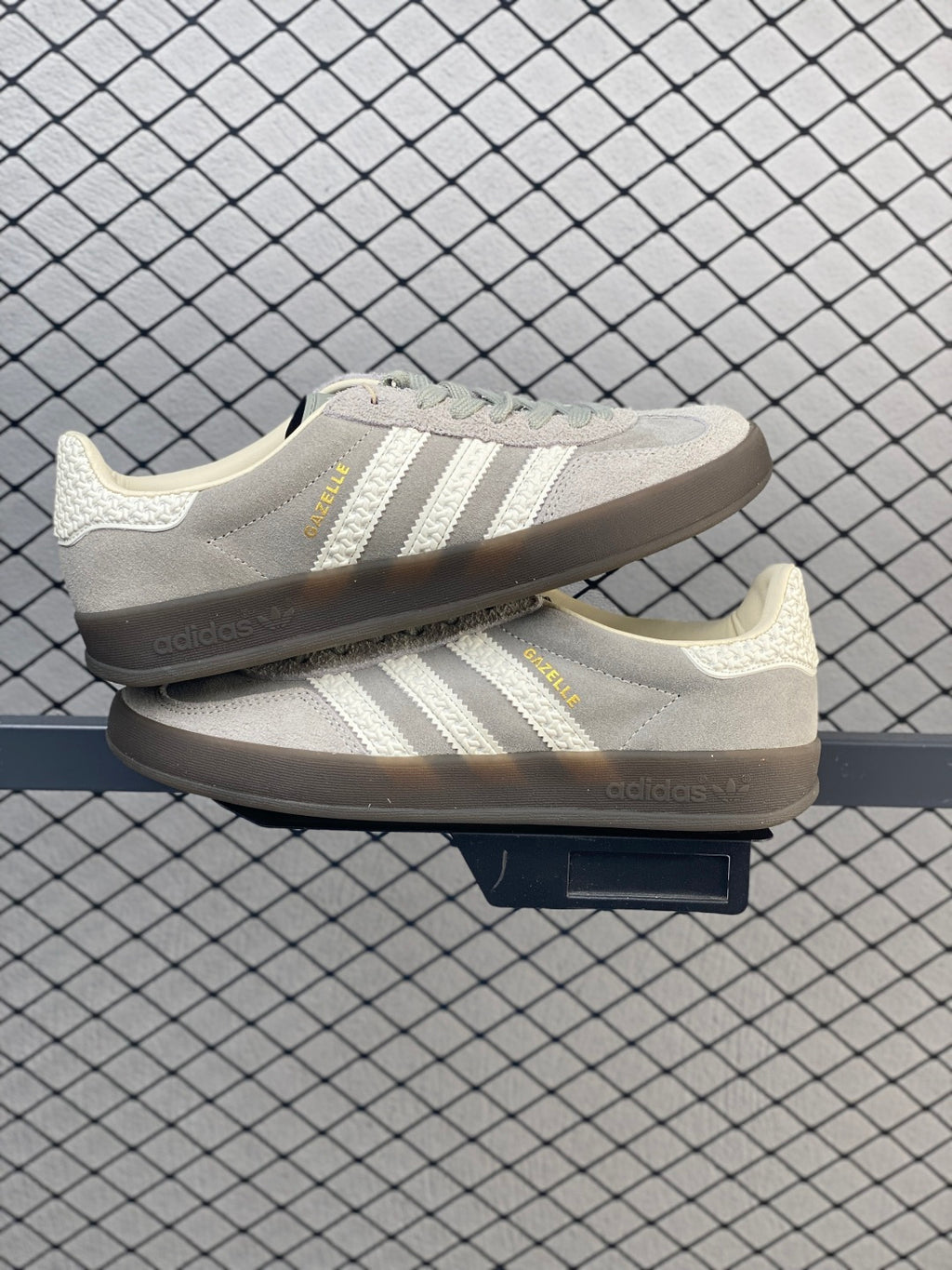 Adidas Gazelle Indoor Trainers 90 ！ - Image 2