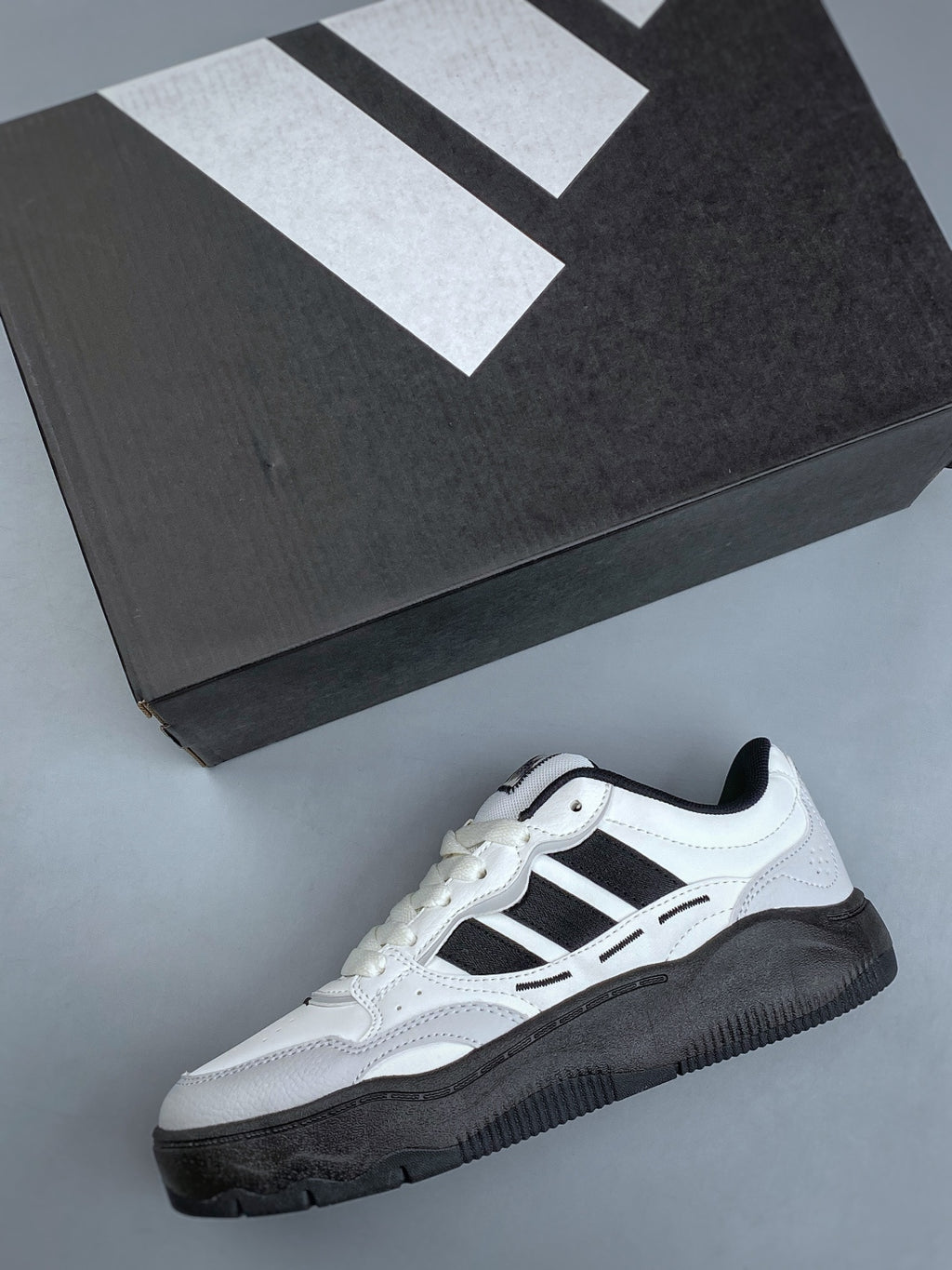 Adidas Originals Lite Shuffle - Image 3