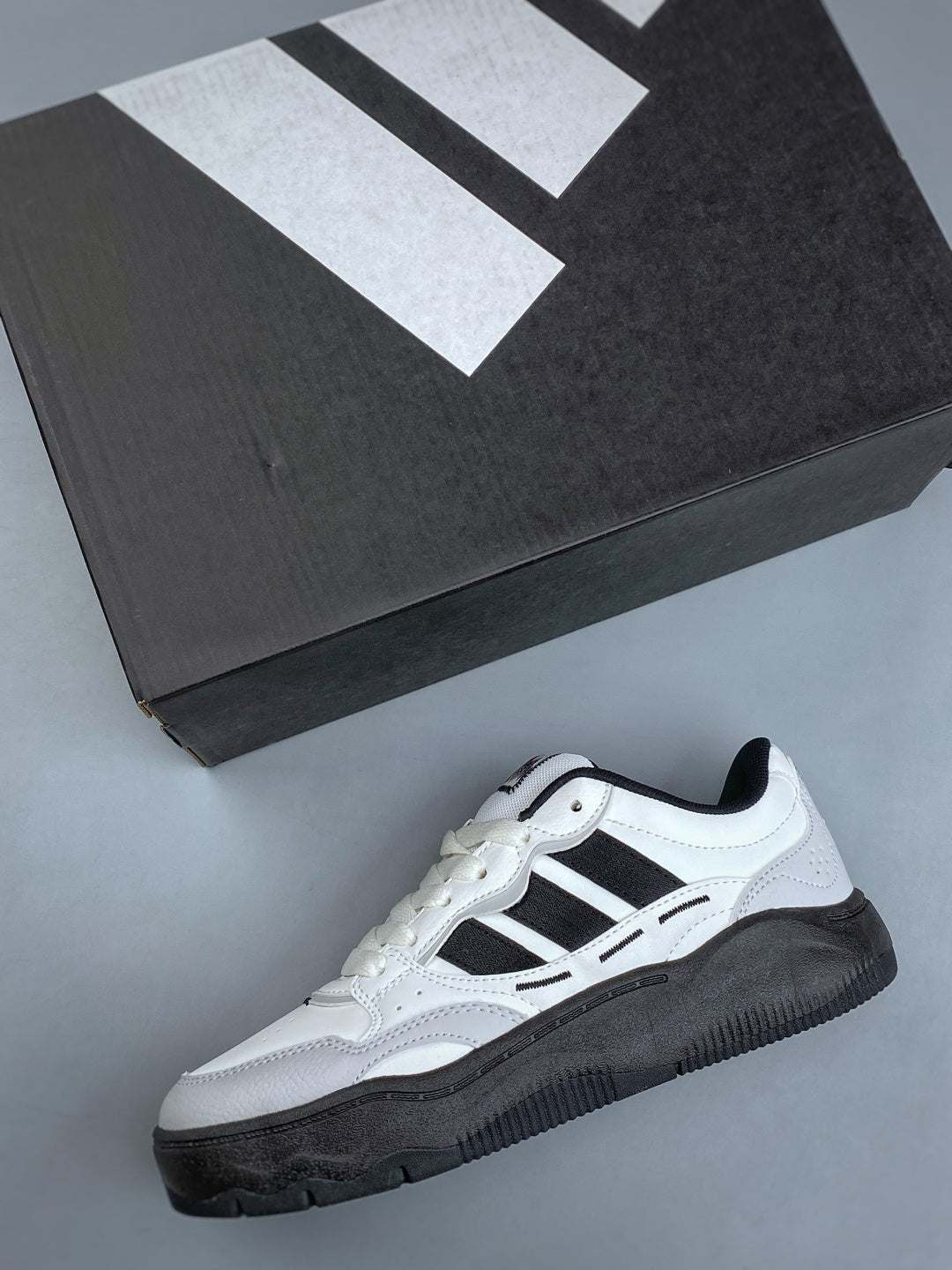 Adidas Originals Lite Shuffle - Image 3