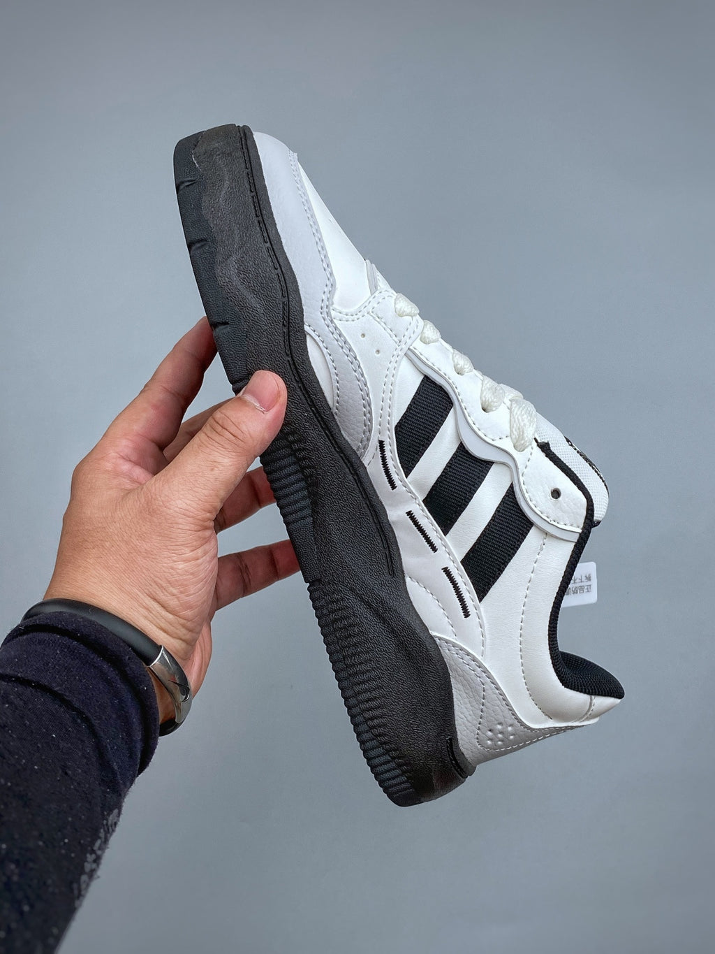 Adidas Originals Lite Shuffle - Image 2